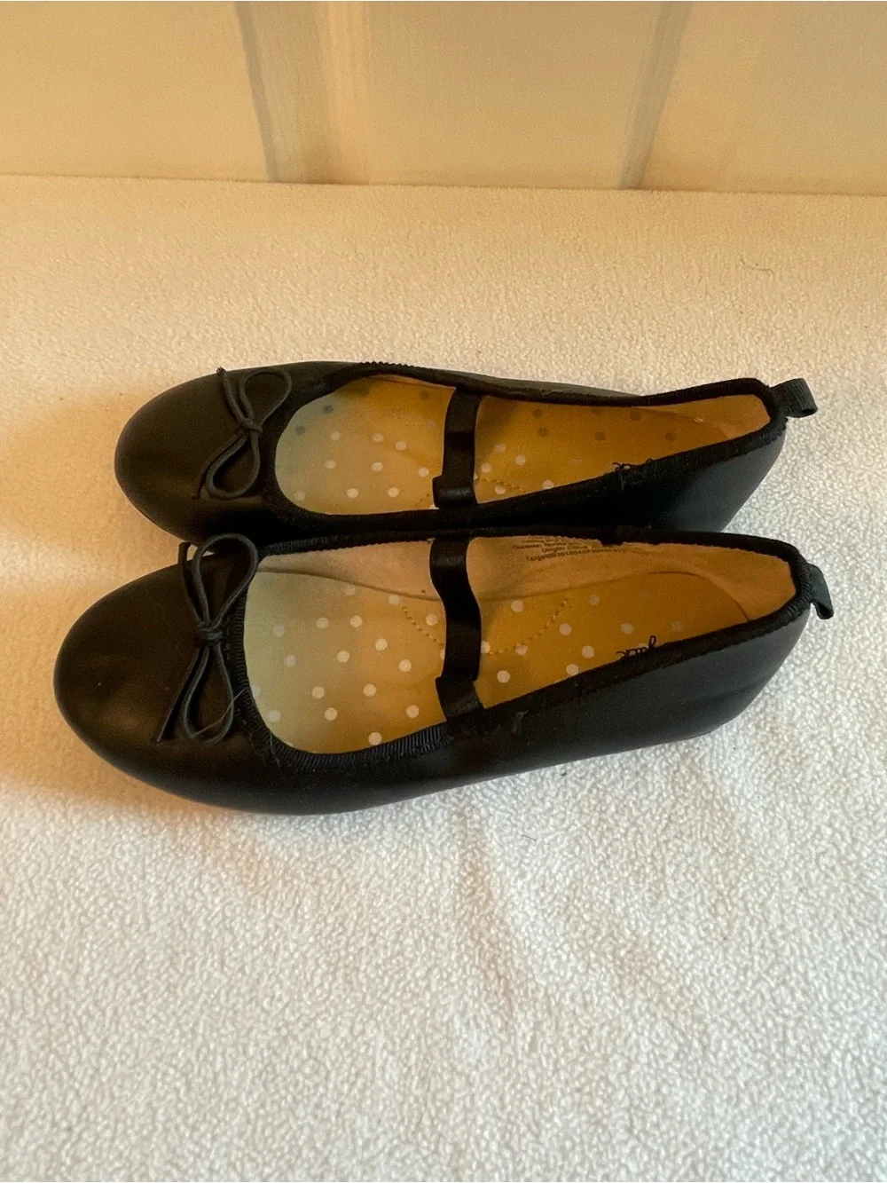 Cat & Jack Black Girls' Mary Jane Ballet Flats with Bow